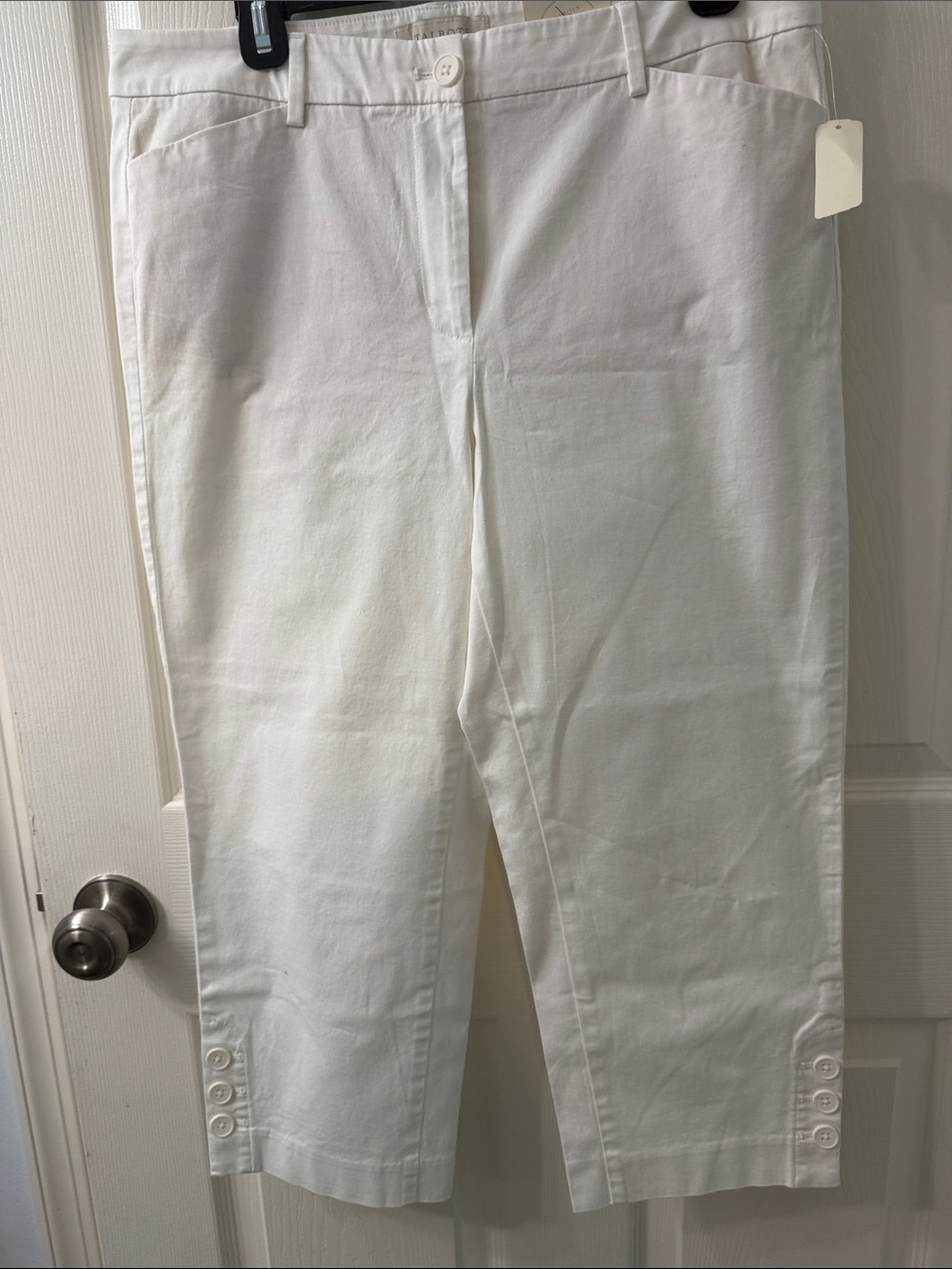 Talbots NWT White Button-Hem Capri Pants Size 8